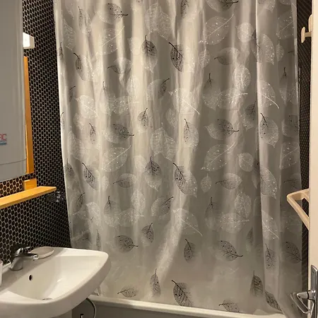 Pour 6 Personnes Au Pied Des Pistes Au Calme Aux Menuires Les Asters *