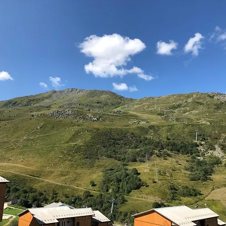 Pour 6 Personnes Au Pied Des Pistes Au Calme Aux Menuires Les Asters